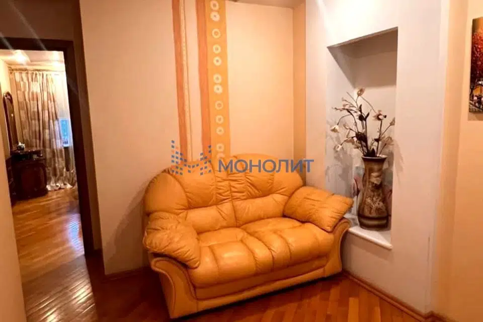 Продаётся 5-комнатная квартира, 130 м²
