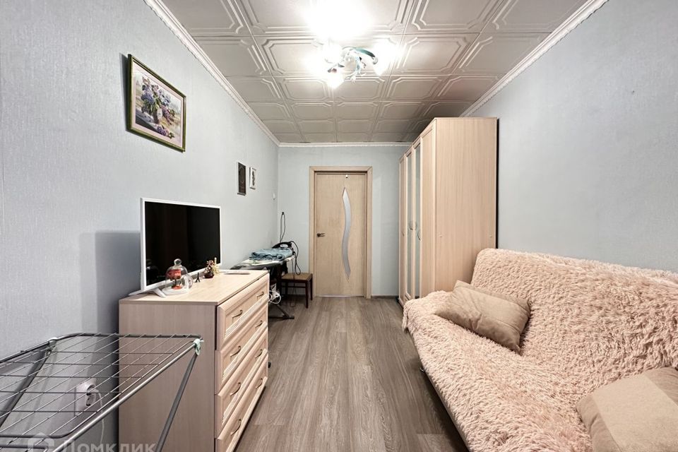 Продаётся 3-комнатная квартира, 57.4 м²