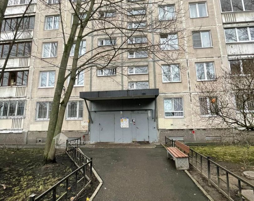 Продаётся 3-комнатная квартира, 57.5 м²