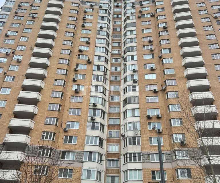 Продаётся 3-комнатная квартира, 132.7 м²