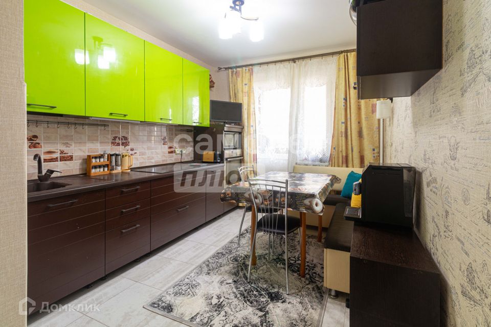 Продаётся 3-комнатная квартира, 70.4 м²