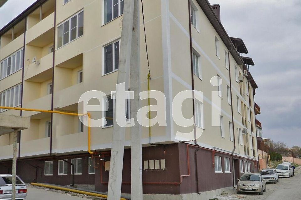 Продаётся 3-комнатная квартира, 90.3 м²