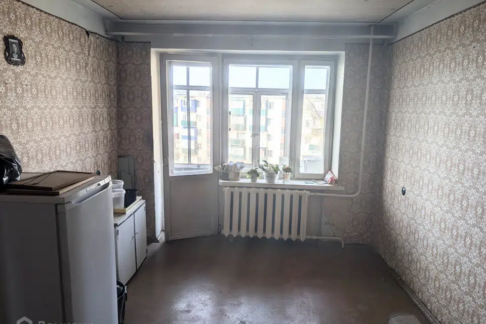 Продаётся 3-комнатная квартира, 61.8 м²