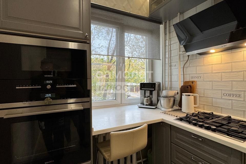 Продаётся 3-комнатная квартира, 63 м²