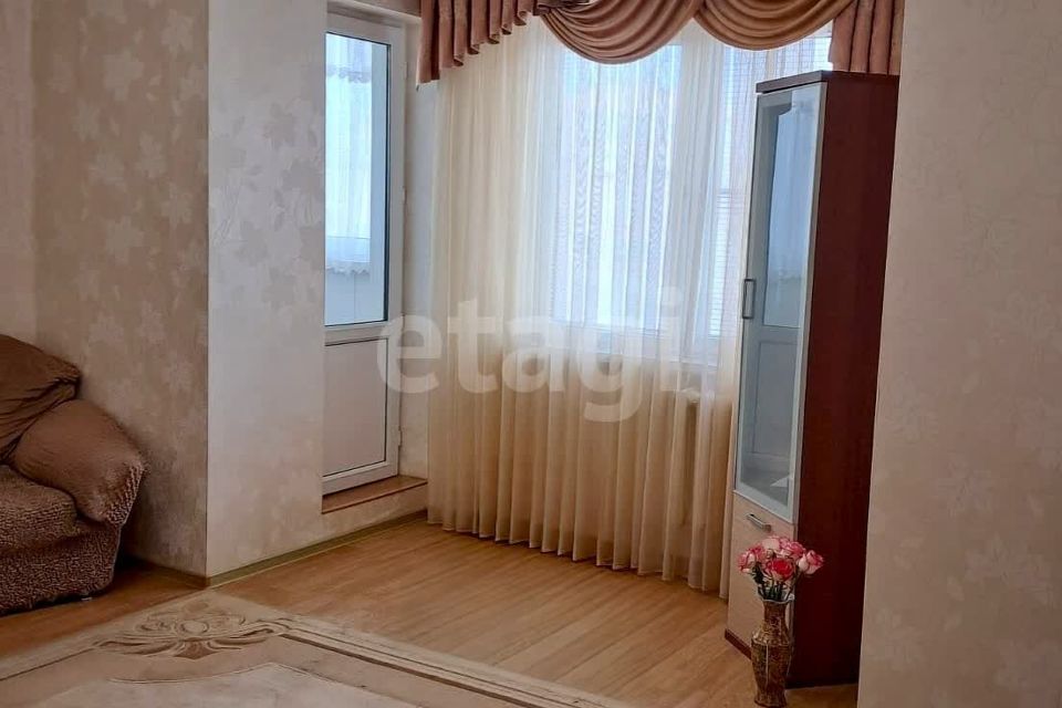 Продаётся 3-комнатная квартира, 77.6 м²