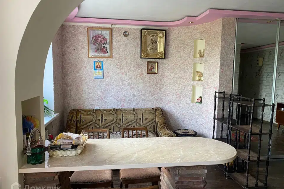 Сдаётся 4-комнатная квартира, 73.9 м²