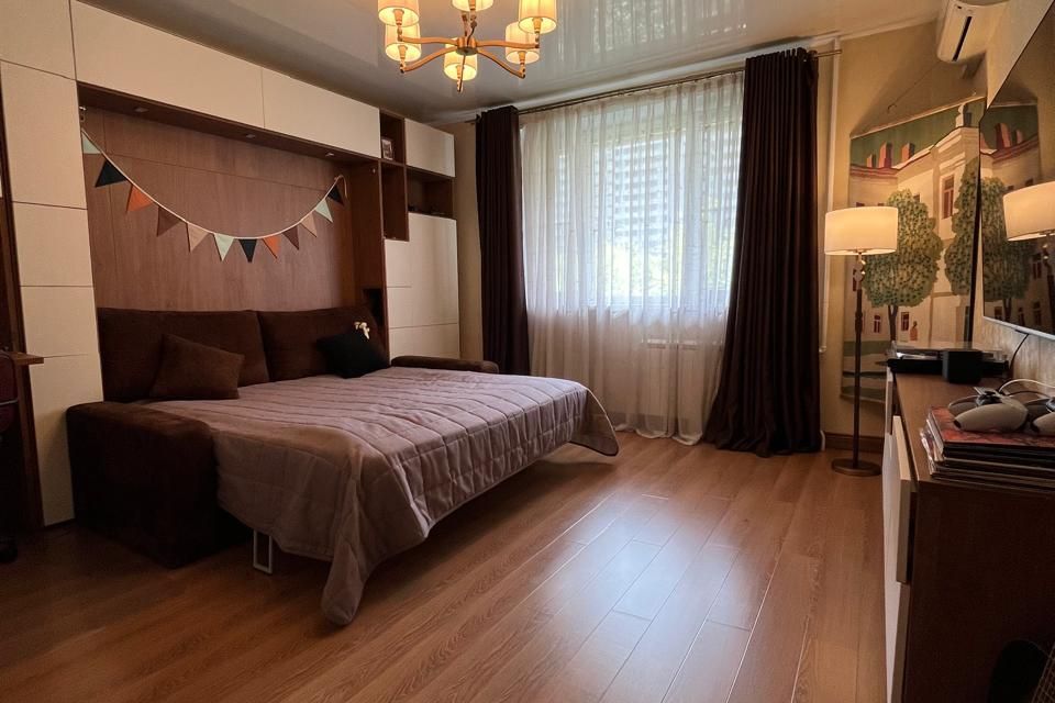 Продаётся 1-комнатная квартира, 39 м²
