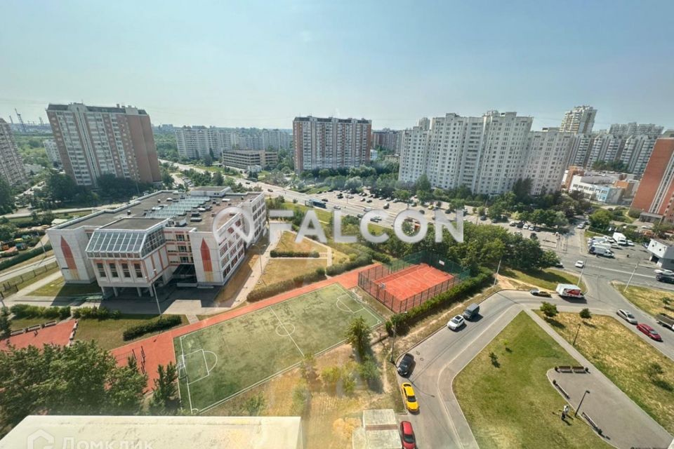 Продаётся 3-комнатная квартира, 77 м²