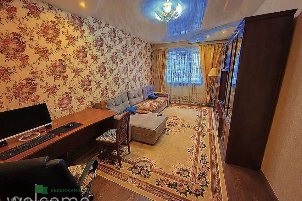 Продаётся 1-комнатная квартира, 61.7 м²