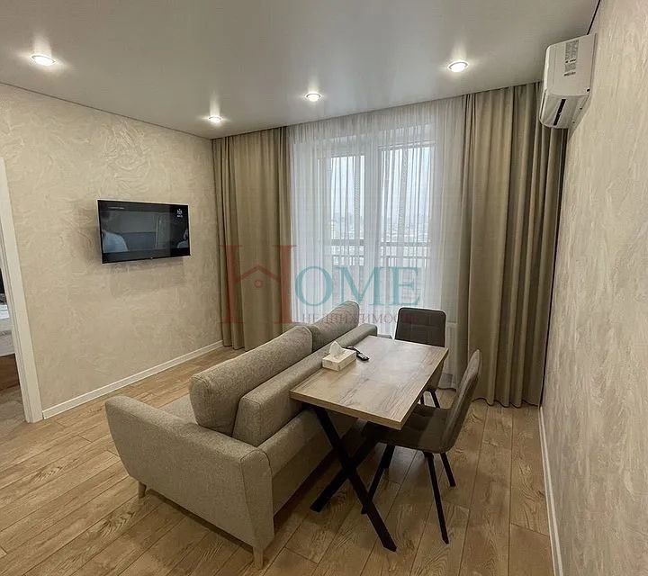 Сдаётся 2-комнатная квартира, 40 м²