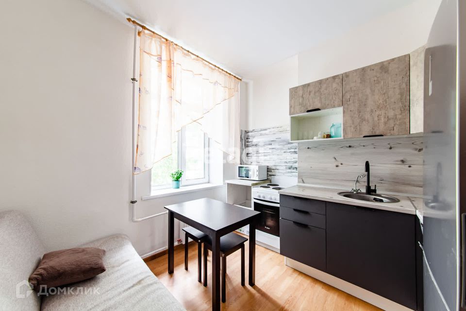 Продаётся 2-комнатная квартира, 48.8 м²