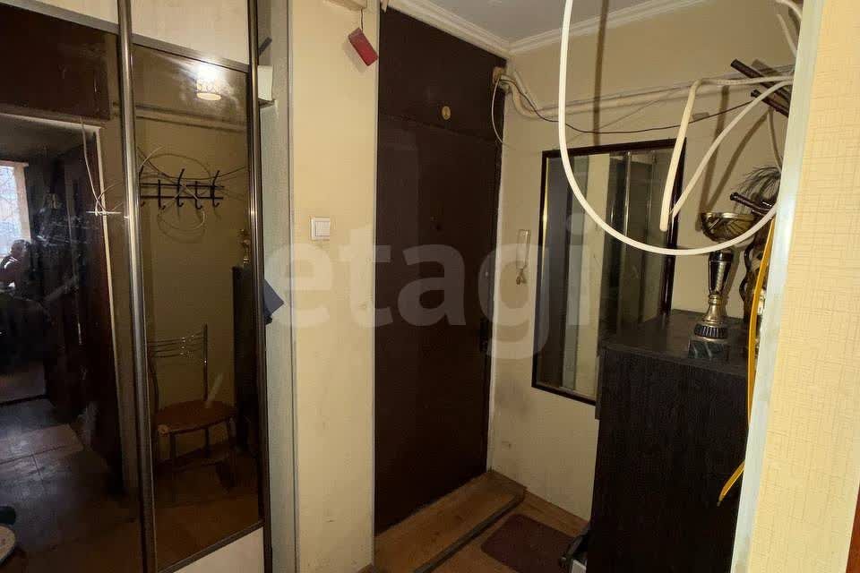 Продаётся 2-комнатная квартира, 37.4 м²