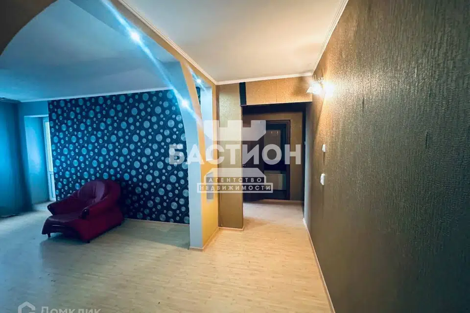 Продаётся 3-комнатная квартира, 60 м²