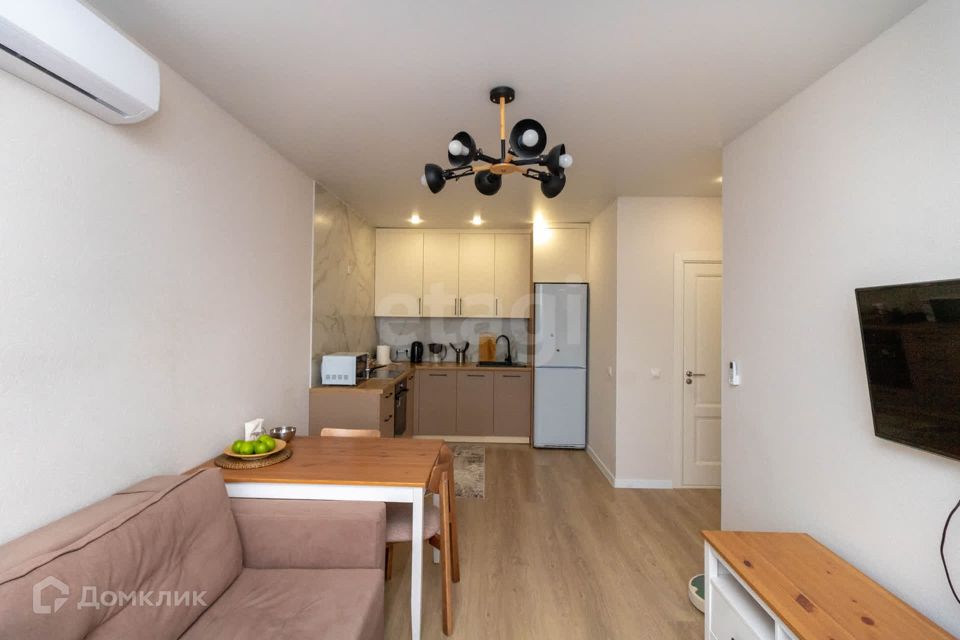 Продаётся 2-комнатная квартира, 56.2 м²