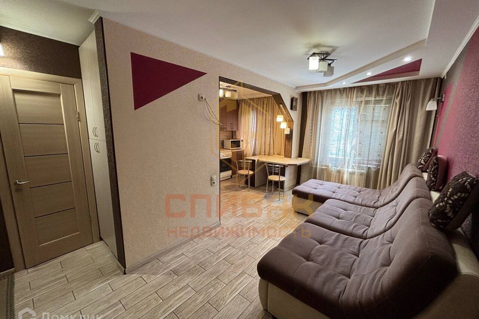 Продаётся 3-комнатная квартира, 57.7 м²