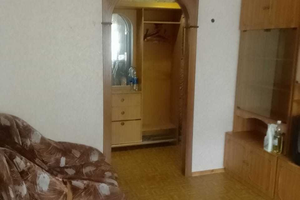 Продаётся 3-комнатная квартира, 43 м²