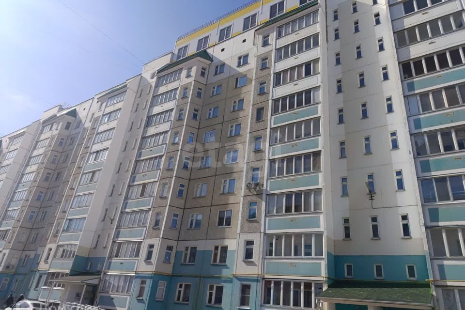Продаётся 1-комнатная квартира, 42 м²