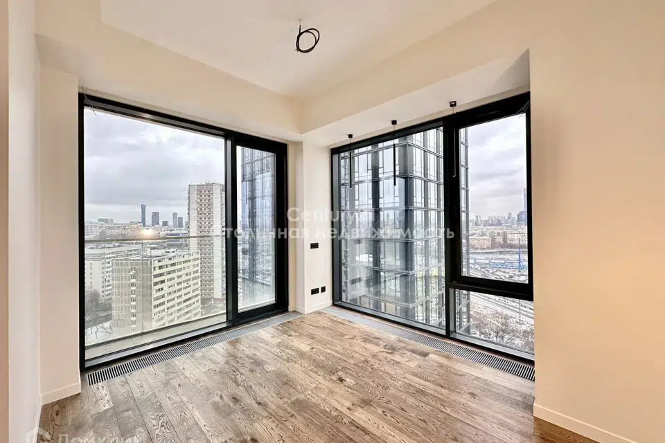 Продаётся 3-комнатная квартира, 70.9 м²