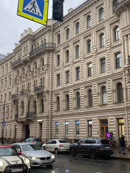 Продаётся комната в 11-комн. квартире, 8.7 м²