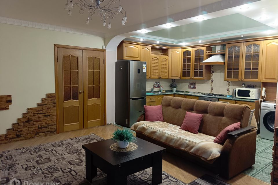 Сдаётся 3-комнатная квартира, 82.4 м²