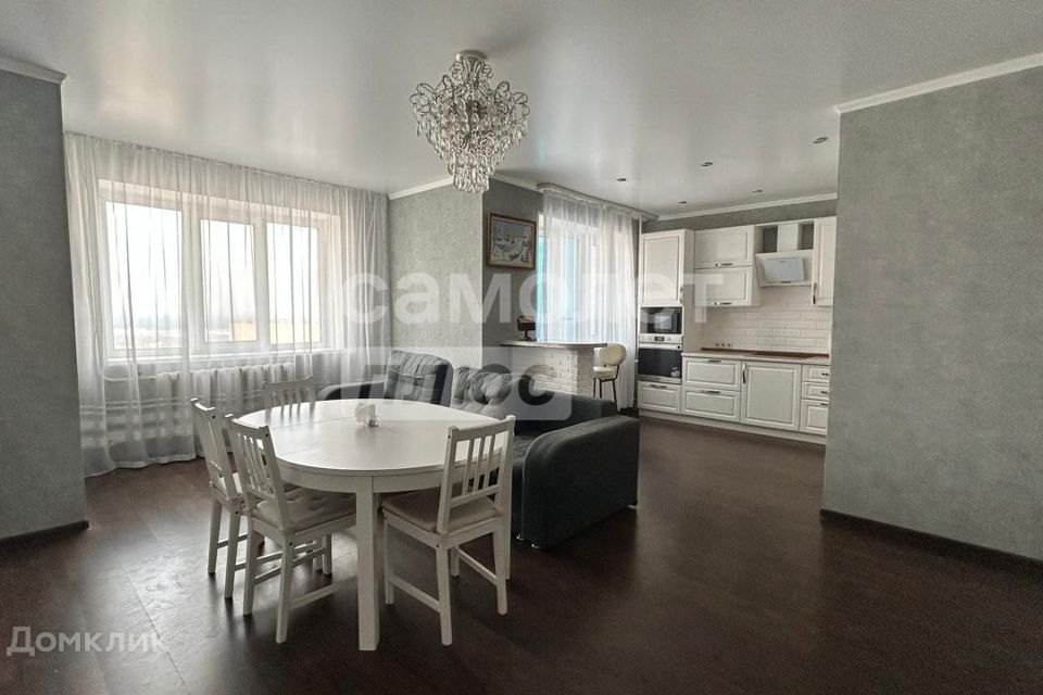 Продаётся 3-комнатная квартира, 76.7 м²