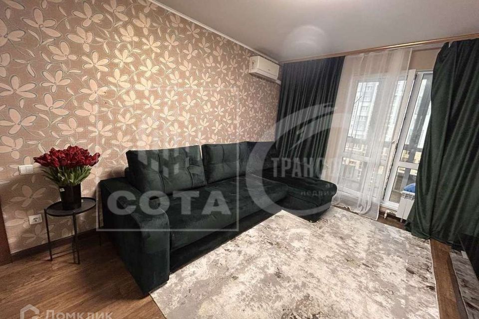Продаётся 3-комнатная квартира, 77 м²