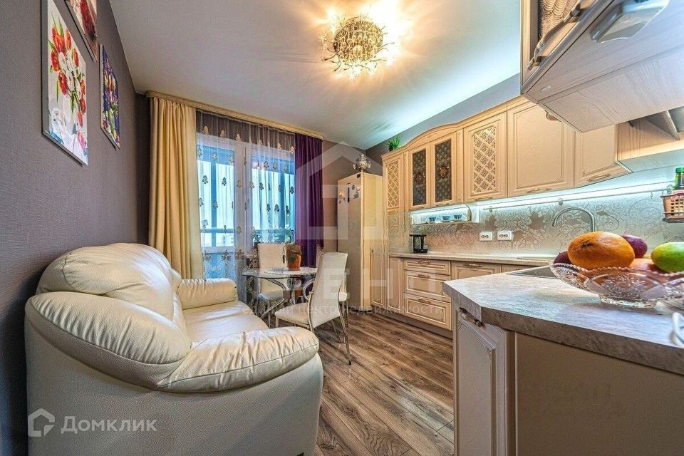 Продаётся 2-комнатная квартира, 65.5 м²