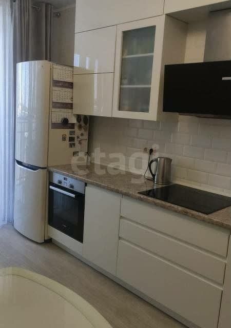 Продаётся 1-комнатная квартира, 41.1 м²