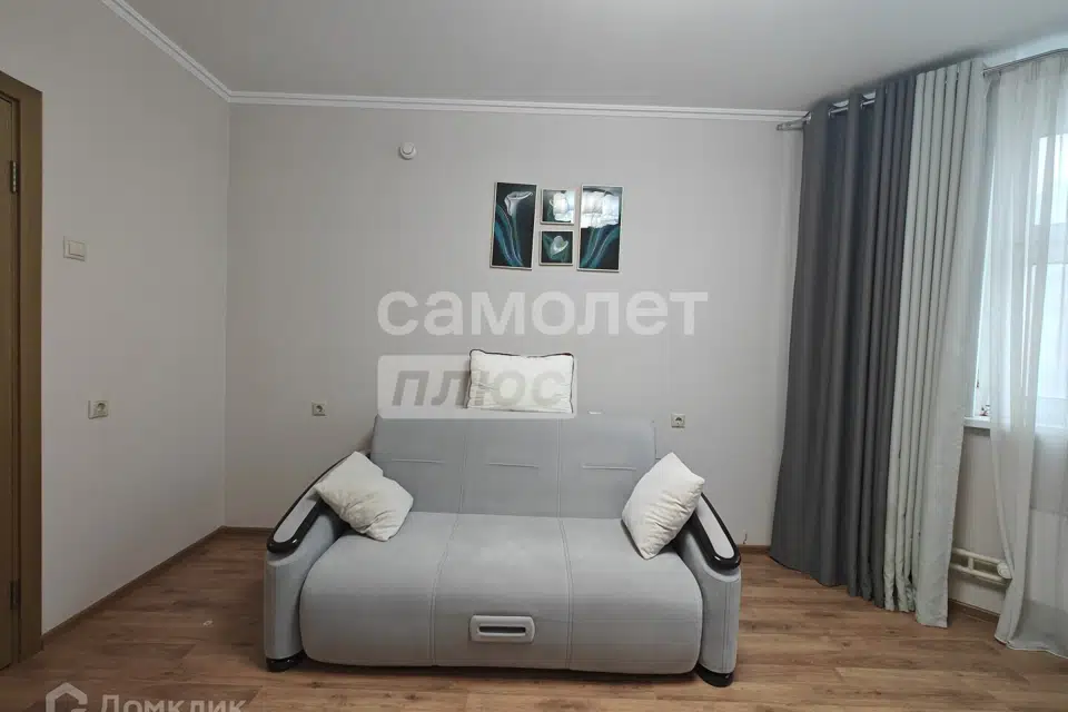 Продаётся 2-комнатная квартира, 57.3 м²
