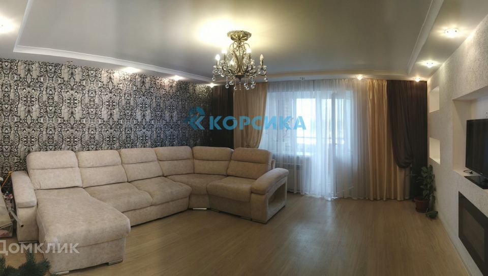 Продаётся 3-комнатная квартира, 127 м²