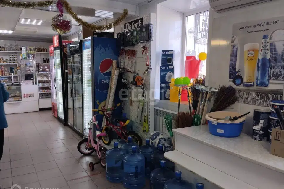 Продаётся торговое помещение, 107.9 м²
