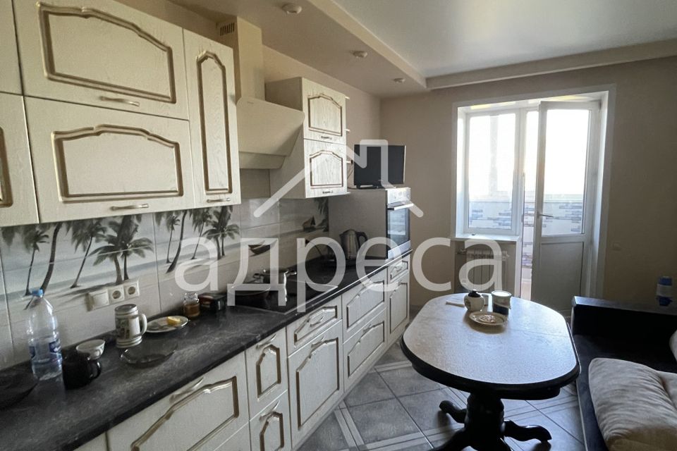 Продаётся 3-комнатная квартира, 76 м²