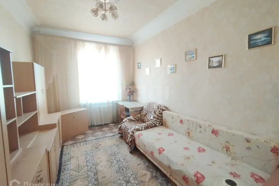Продаётся 2-комнатная квартира, 55.9 м²