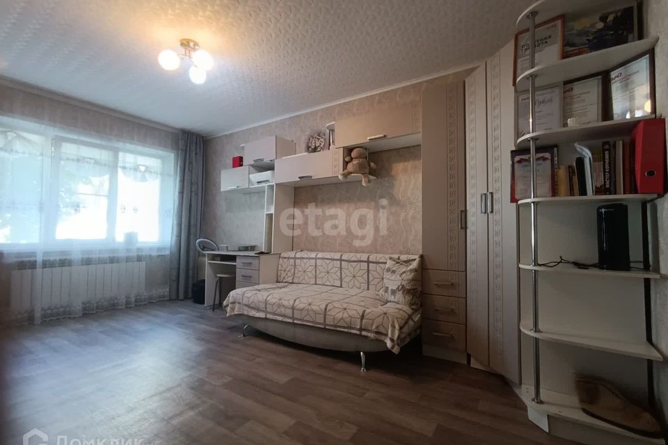 Продаётся 3-комнатная квартира, 59.1 м²
