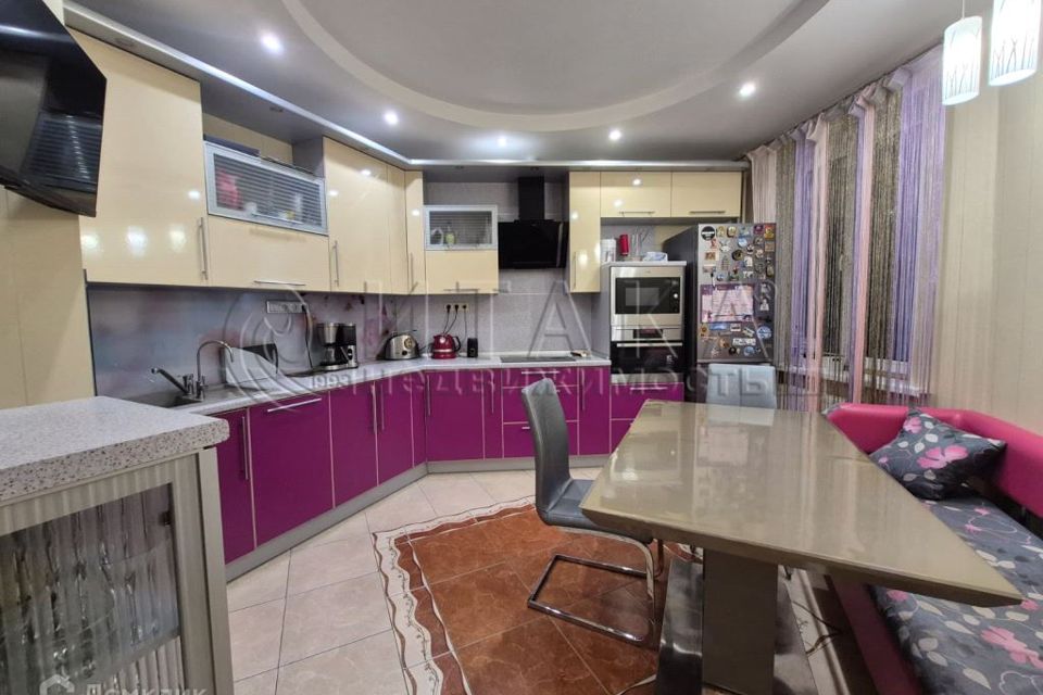 Продаётся 2-комнатная квартира, 67 м²