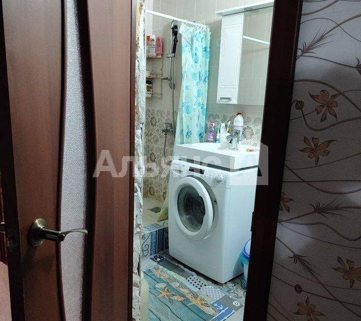 Продаётся 3-комнатная квартира, 60 м²