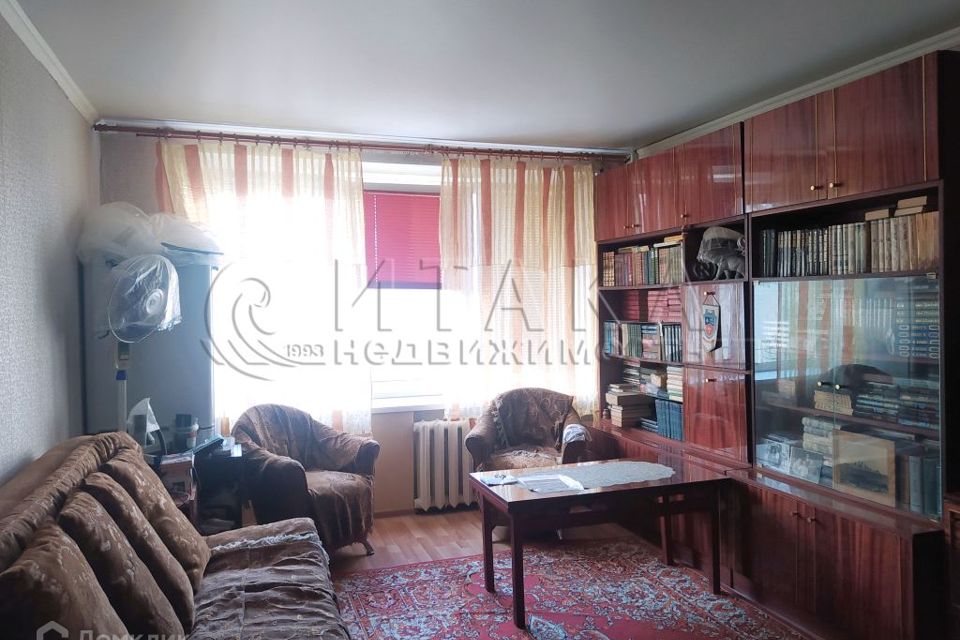 Продаётся 1-комнатная квартира, 35.6 м²
