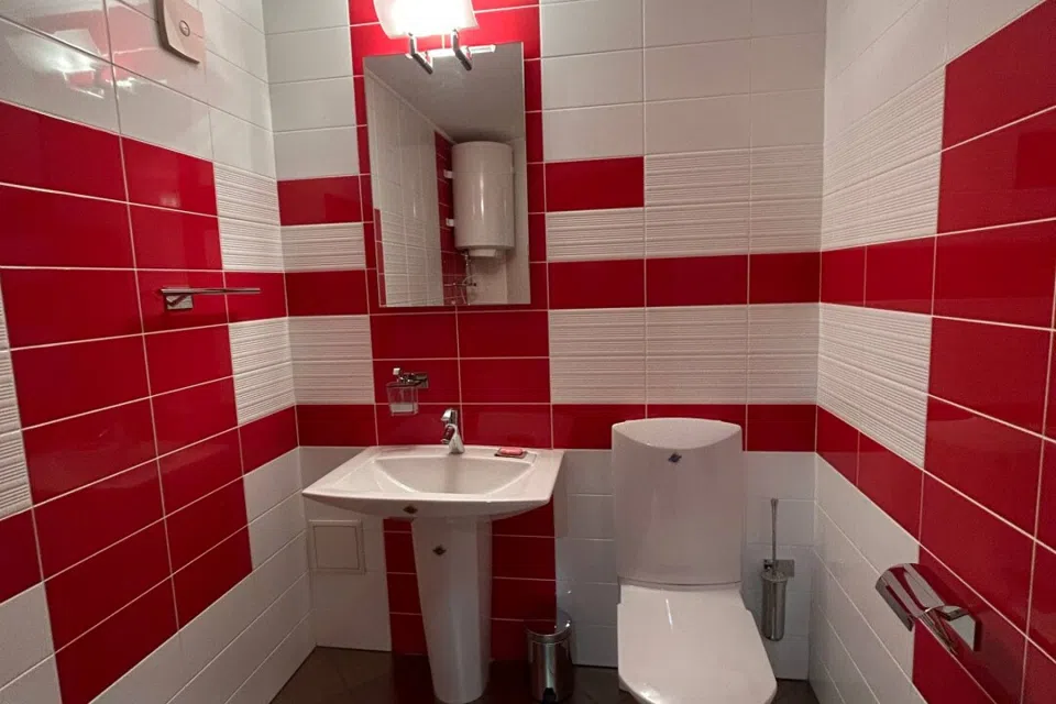 Сдаётся 5-комнатная квартира, 130 м²