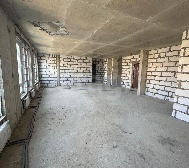 Продаётся 3-комнатная квартира, 98 м²