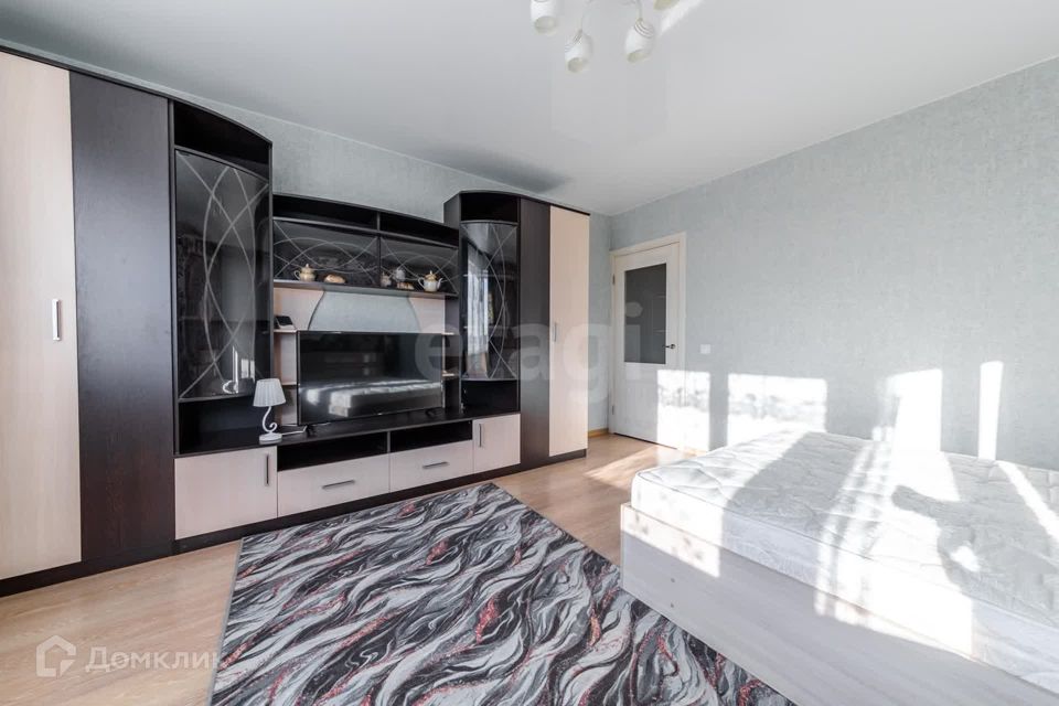 Продаётся 1-комнатная квартира, 37.9 м²