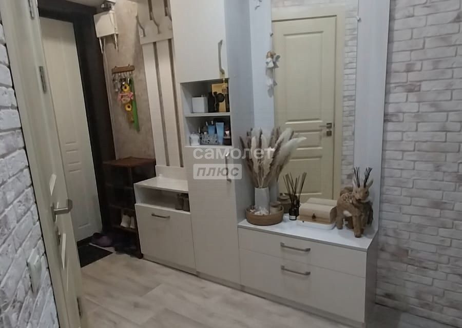Продаётся 2-комнатная квартира, 43.2 м²