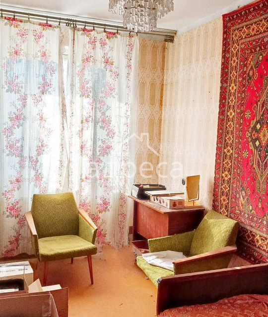 Продаётся 3-комнатная квартира, 52.4 м²