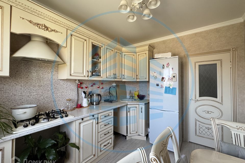 Продаётся 1-комнатная квартира, 41.7 м²