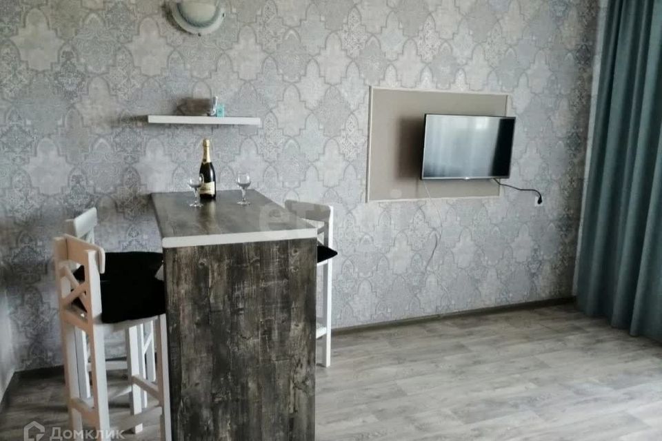 Продаётся 1-комнатная квартира, 40.7 м²