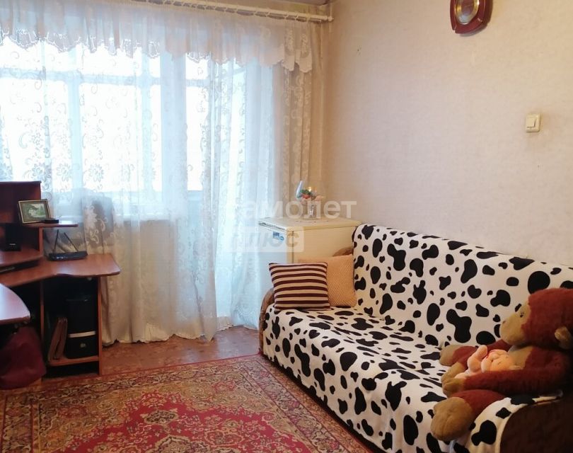 Продаётся 4-комнатная квартира, 70.5 м²