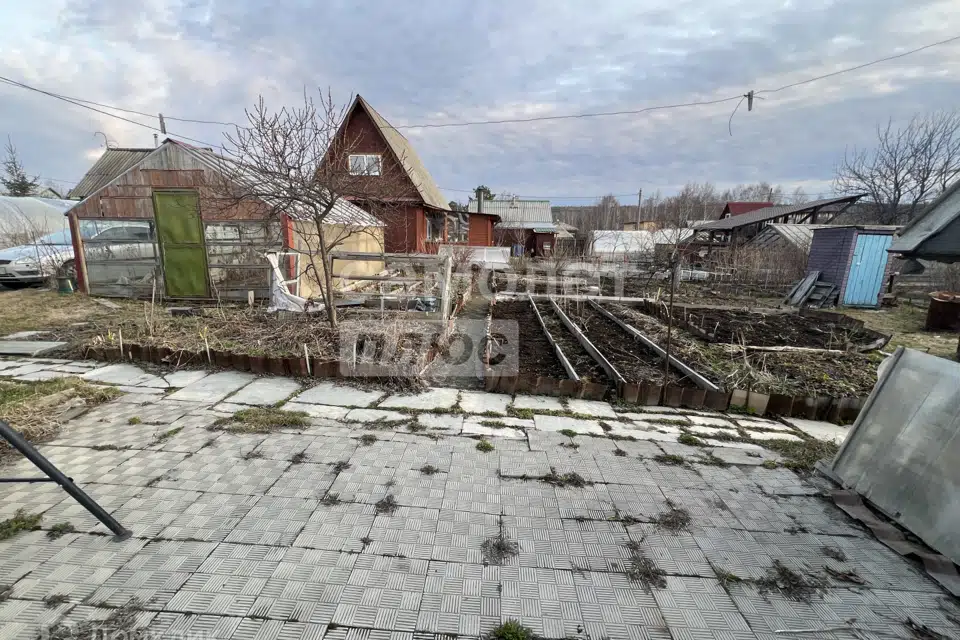 Продаётся участок, 3.7 сот., Садовый