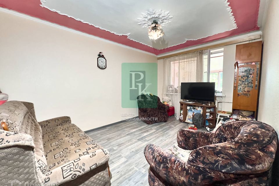 Продаётся 3-комнатная квартира, 57.1 м²