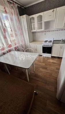 Сдаётся 1-комнатная квартира, 38 м²