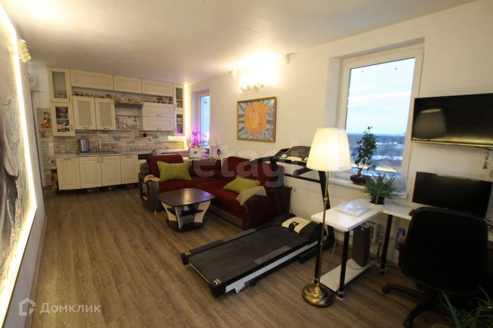 Продаётся 1-комнатная квартира, 37.8 м²