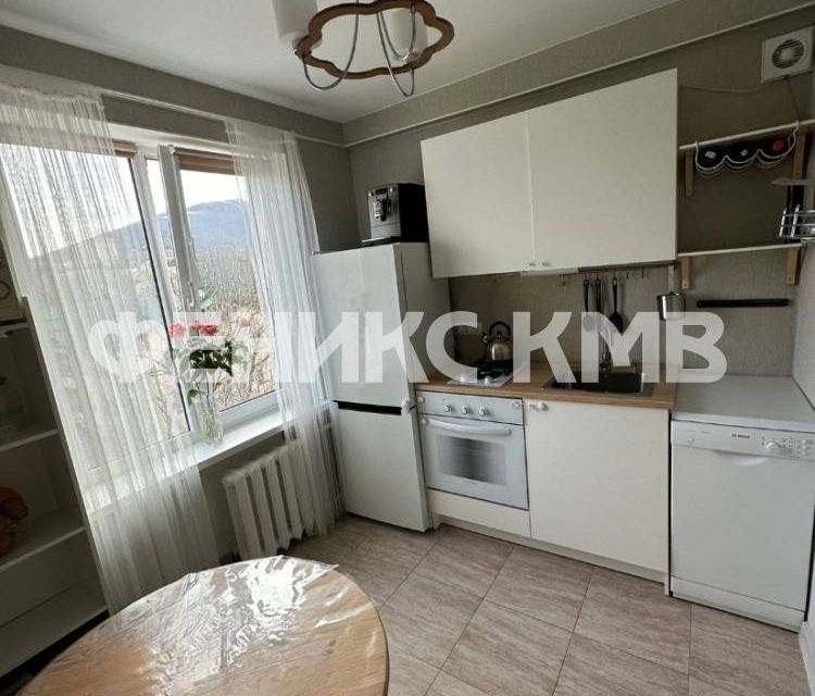 Продаётся 3-комнатная квартира, 45 м²